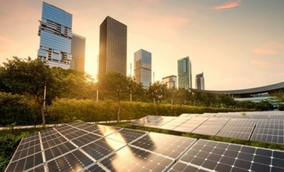 Τα ΗΑΕ εγκατέστησαν περίπου 1 GW ηλιακής ενέργειας το 2025 (PV Magazine)