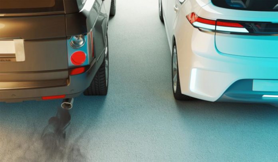 ΕΕ: «Παράθυρο» για αυτοκίνητα με κινητήρες εσωτερικής καύσης και μετά το 2035