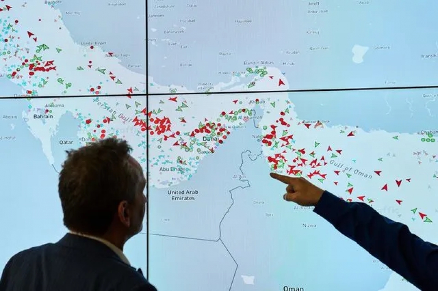 IMO: Επεξεργάζεται σχέδιο ανοίγματος των Στενών του Ορμουζ