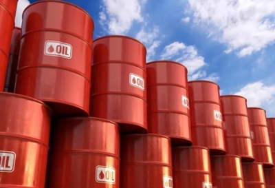 IEA: Η συνολική αποδέσμευση αποθεμάτων πετρελαίου θα ξεπεράσει τα 400 εκατομμύρια βαρέλια