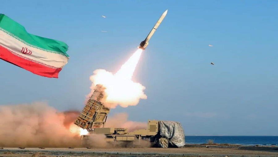 Το Ιράν χτύπησε με πυραύλους αμερικανικές βάσεις σε Κατάρ και Ιράκ - Το Κατάρ ανακοίνωσε ότι τους κατέρριψε