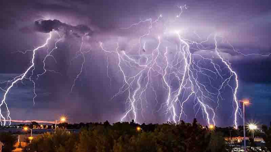 Oι μηδενικές εκπομπές άνθρακα απειλούν με αύξηση των έντονων καιρικών φαινομένων έως το 2050 (Phys.org)