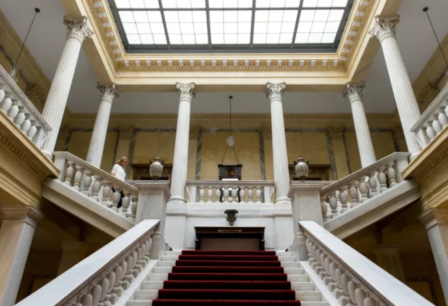 «Τρέχουν» οι διαδικασίες για τις εκλογές - Σήμερα το Συμβούλιο Πολιτικών Αρχηγών