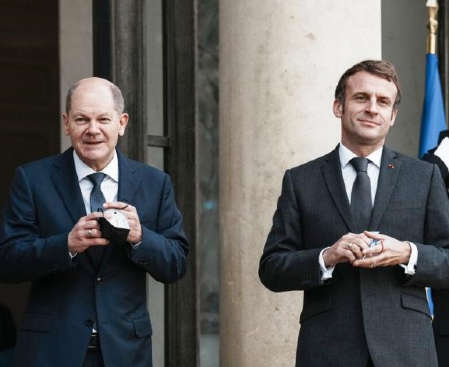 Bloomberg: Αποδόμηση Μακρόν - Σολτς στη Σύνοδο Κορυφής της ΕΕ