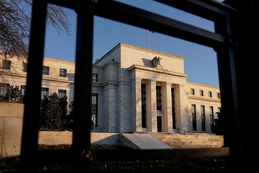 UBS: Η Fed θα μειώσει τα επιτόκια τον Μάρτιο του 2027 - Βασική πηγή αβεβαιότητας η Μέση Ανατολή