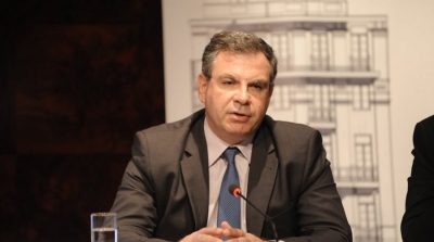 Βέττας (ΙΟΒΕ): Δεν  υπάρχει βεβαιότητα για την ανάπτυξη του 2021