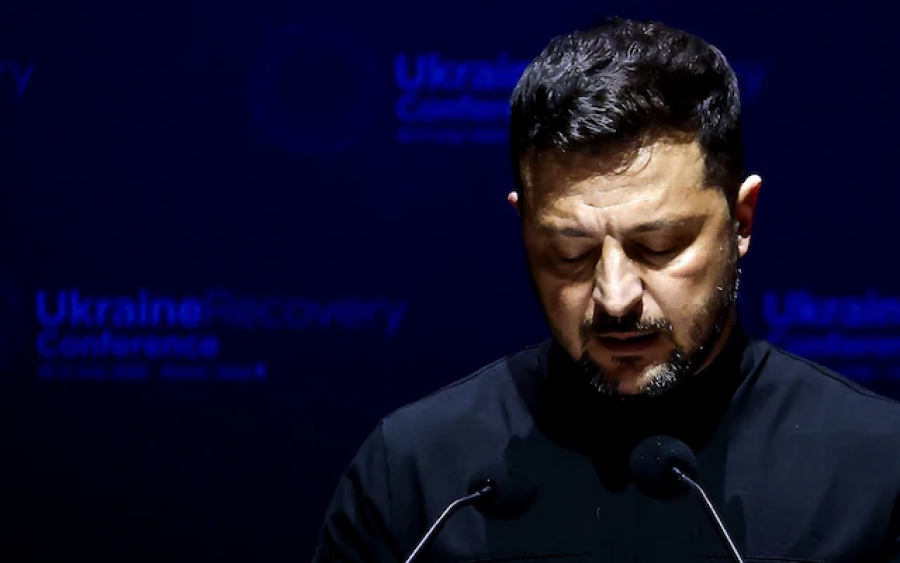 «Μη ρωτάς για ποιον χτυπάει η καμπάνα», χτυπάει…για τον Ζelensky