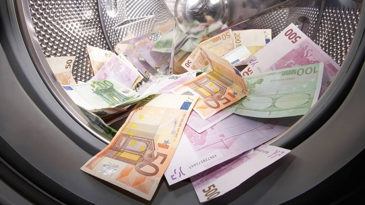 Απάτη που ξεπερνά τα 14 εκατ. ευρώ ανακάλυψε η αρχή για το ξέπλυμα μαύρου χρήματος