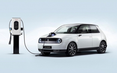 Ηλεκτρικά αυτοκίνητα: Πλήρες πακέτο μίσθωσης , ηλεκτρικής ενέργειας, σημείων φόρτισης