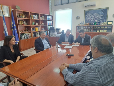 Γραφάκος: Υπεγράφη η σύμβαση για το δίκτυο αποχέτευσης και εγκατάστασης επεξεργασίας λυμάτων στη Λαμία