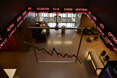 ΧΑ: Πτώση 0,76% στις 2.212 - Metlen 33,84 (+0,77%) ΕΛΠΕ (-0,21%) 9,4, ΜΟΗ 35,18 (1,18%), ΔΕΗ 18,41 (-0,43%)
