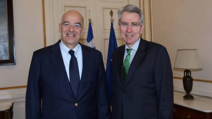 Για τις κυρώσεις των ΗΠΑ στην Τουρκία ενημέρωσε τον Δένδια ο Pyatt (πρέσβης ΗΠΑ)