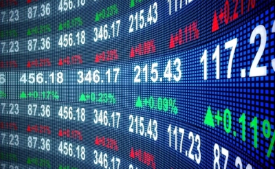 ΧΑ: Κέρδη 0,18% στις 2.376 μονάδες - Metlen 41,62 (-0,57%), ΔΕΗ 21,78 (+1,02%), CENER 25,42 (+1,76%)