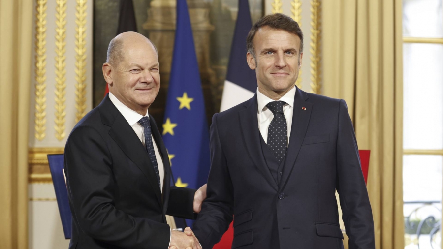 Scholz και Macron επιμένουν στη συνέχιση της στρατιωτικής στήριξης της Ουκρανίας