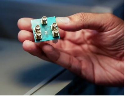 Η κρίση στο Ιράν μπορεί να διαταράξει την προμήθεια βασικών υλικών κατασκευής τσιπ (Reuters)