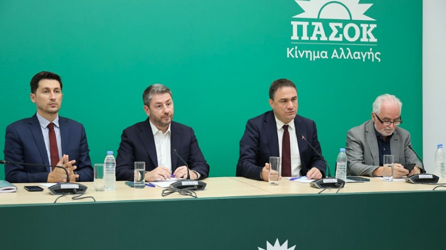 Ανδρουλάκης: «Οι πολίτες θα επιλέξουν αξιοπιστία και πολιτική αλλαγή» - 17 δεσμεύσεις για τους συνταξιούχους