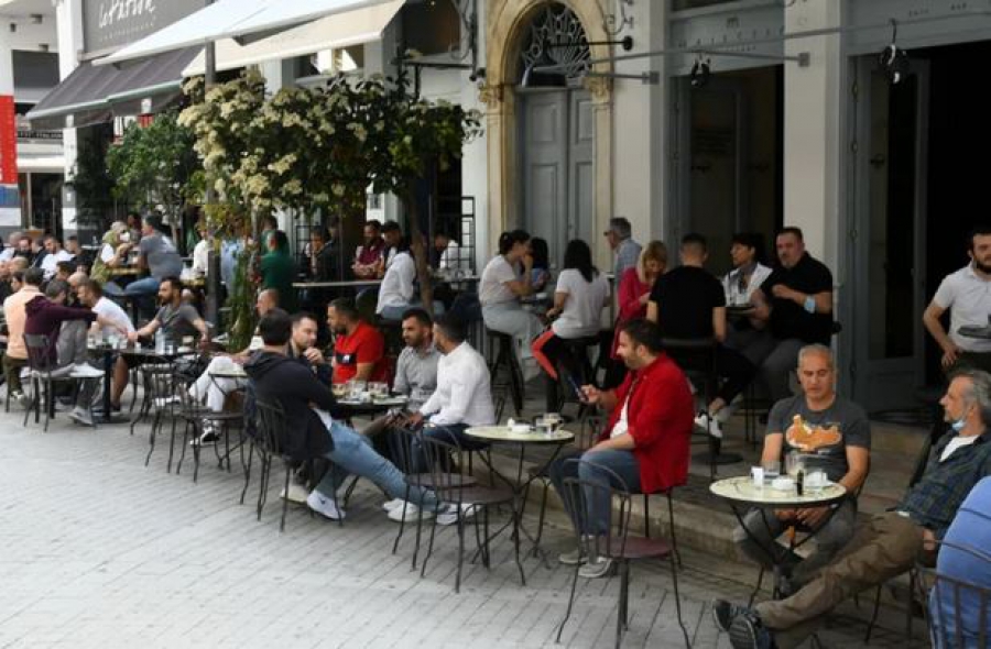 Νέα καθημερινότητα για τους ανεμβολίαστους από Δευτέρα (13/9)