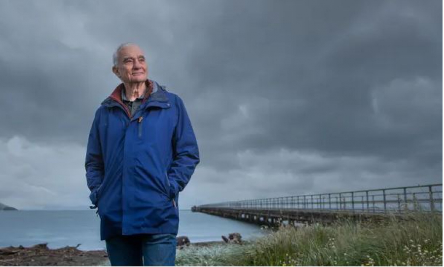 Οι απόψεις του κορυφαίου επιστήμονα Dawe Lowe για το κλίμα: Η ευφυΐα των ανθρώπων μπορεί να κερδίσει την πολιτική αδράνεια