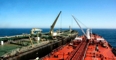 Στο «σκιώδη στόλο» της Ρωσίας η Κίνα με την πρώτη μεταφορά LNG από πλοίο σε πλοίο (gcaptain.com)