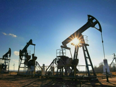 Άνοδος για το πετρέλαιο - Στα 77 δολ. κινείται το Brent στα 73 δολ.το αργό