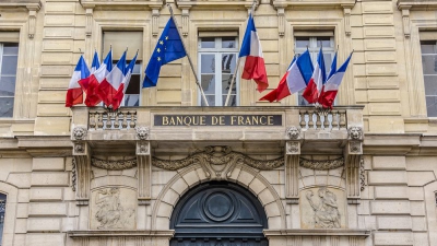 Μήνυμα λιτότητας από την Κεντρική Τράπεζα της Γαλλίας