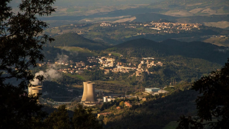 Eπιστήμονες εντοπίζουν χιλιάδες κυβικά χιλιόμετρα μάγματος που κρύβονται κάτω από την Τοσκάνη (eos.org)