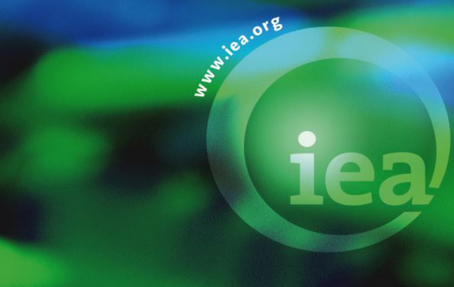 ΙΕΑ: Κίνα και αεροπορικά ταξίδια θα αυξήσουν την παγκόσμια ζήτηση πετρελαίου - Διαγράμματα