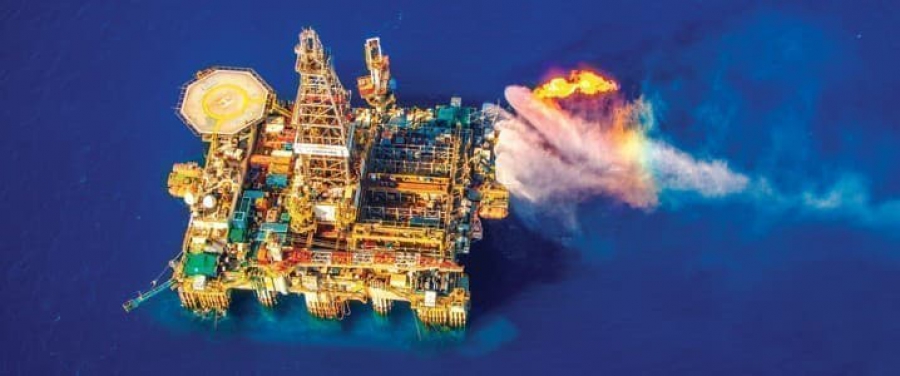 Έχασε τα 60 δολ. το Brent - Υποχώρηση πάνω από 2% για το φυσικό αέριο στα 26,8 e/ MWh και στα 3,8 δολ mm/btu