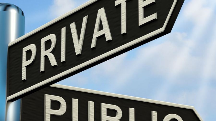 Ιδιωτικοποιήσεις με πολλά διακυβεύματα στο χαρτοφυλάκιο του νέου ΥΠΕΝ