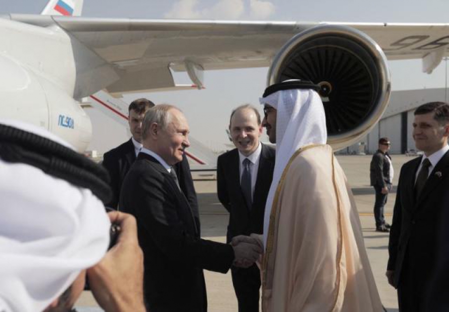 Το ενεργειακό μήνυμα από τη συνάντηση του Πούτιν με τον ηγεμόνα των ΗΑΕ (Bloomberg)
