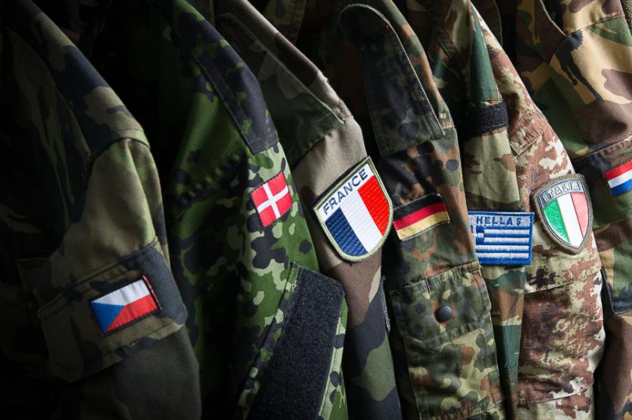 Οι ΗΠΑ πιέζουν την Ευρώπη να αγοράζει αμερικανικά αμυντικά συστήματα (Reuters)