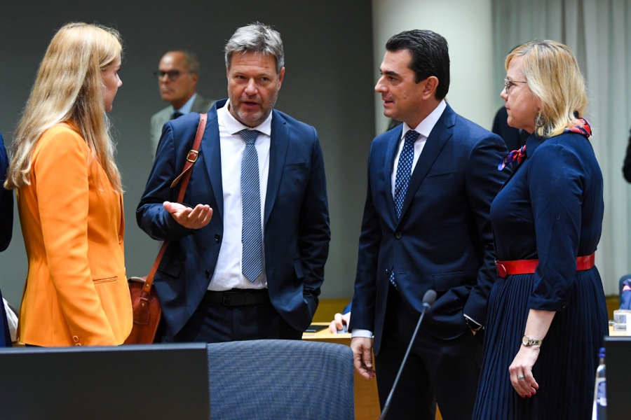 Αέριο: Πλαφόν στα 150 ευρώ θέλουν Ελλάδα +14 χώρες - Ετοιμάζουν τριπλό μπλόκο στην ΕΕ - Διαρκείς επαφές Σκρέκα