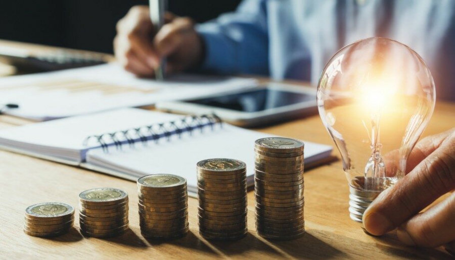 Πυρά προμηθευτών κατά ΥΠΕΝ: Hedging, margin και ζημιές πρέπει να συνυπολογιστούν για τον εύλογο φόρο