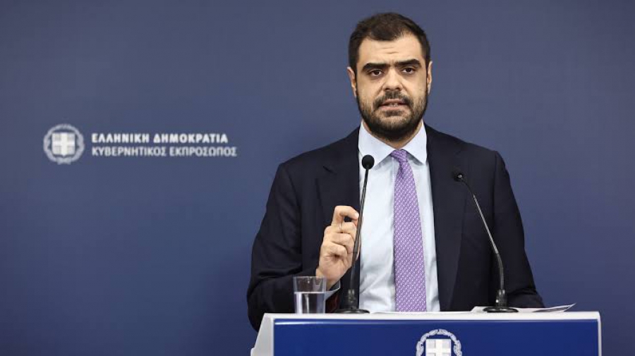 Μαρινάκης στην Τουρκία για καλώδιο: Δεν τίθεται θέμα άδειας - Το έργο θα προχωρήσει κανονικά