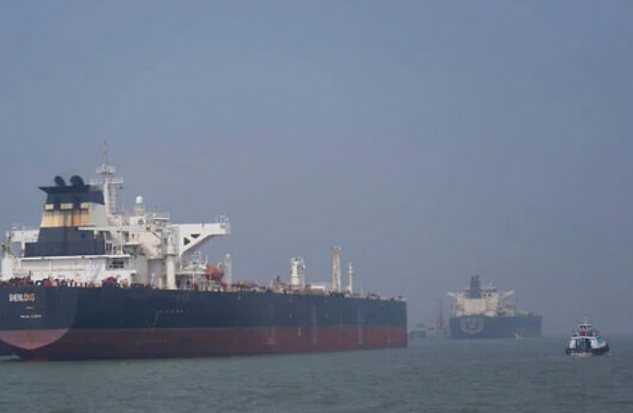 Μείωση 60% στις εξαγωγές πετρελαίου στη Μέση Ανατολή - Πάνω από 50 εκατ. βαρέλια  η πλωτή αποθήκευση αργού