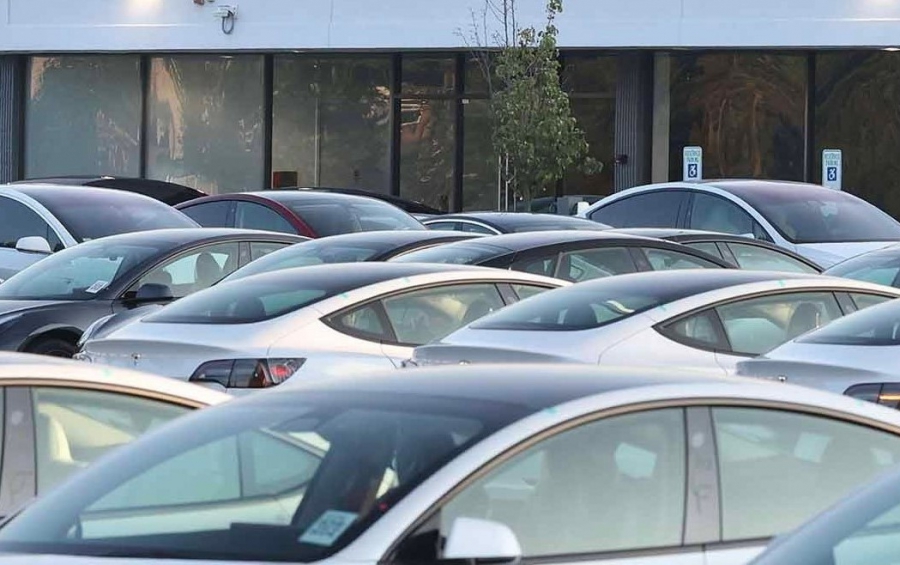 Τι κρύβεται πίσω από την κρίση της αυτοκινητοβιομηχανίας στην Ευρώπη (euractiv)