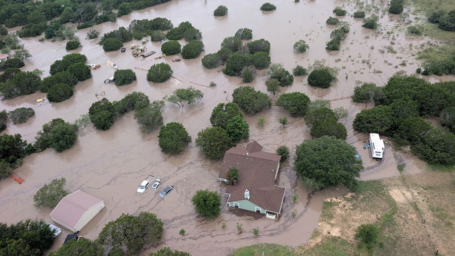 Πάνω από τους 82 οι νεκροί στο Τέξας – Συνεχίζεται η κακοκαιρία