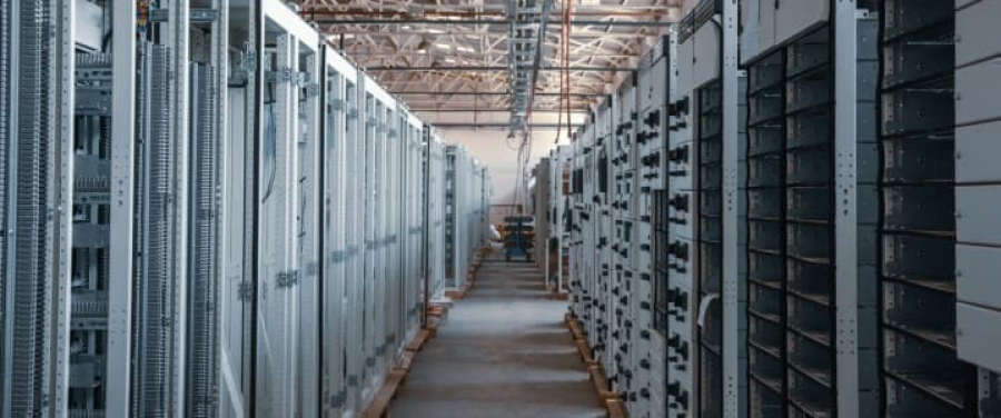 Πώς οι πάροχοι ενέργειας μπορούν να αξιοποιήσουν την ανάπτυξη των Κέντρων Δεδομένων; (Oil Price)