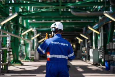 Η TotalEnergies υπογράφει δεκαετή συμφωνία πράσινης ενέργειας με τη χαρτοβιομηχανία SWM