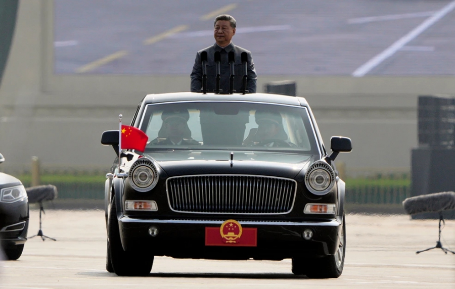 Παρέλαση στο Πεκίνο: Ποιός τα έχει πιο μεγάλα; - Ο Xi σπέρνει τον πανικό στη Δύση με τα υπερσύγχρονα πυρηνικά και όπλα λέιζερ