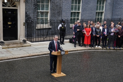 Κενό μένει το νο10 της Downing Street- Αναμένεται παραίτηση Starmer εντός της ημέρας