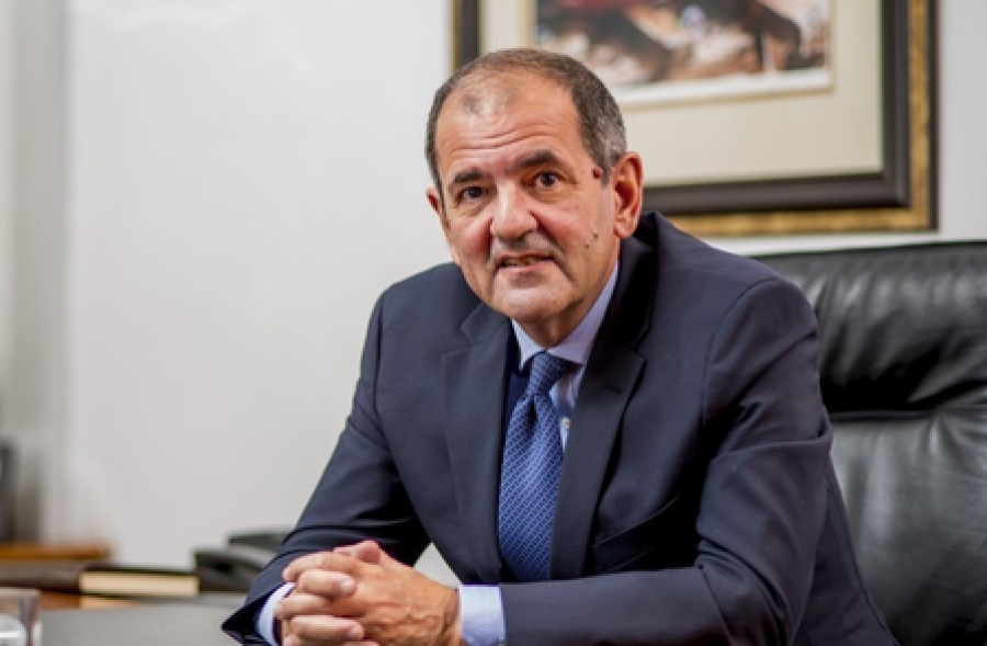 Γ. Αληγιζάκης (ΣΕΕΠΕ): Εύθραυστη αποκλιμάκωση στην αγορά καυσίμων – Αβεβαιότητα για τις τιμές και τέλος στο πλαφόν