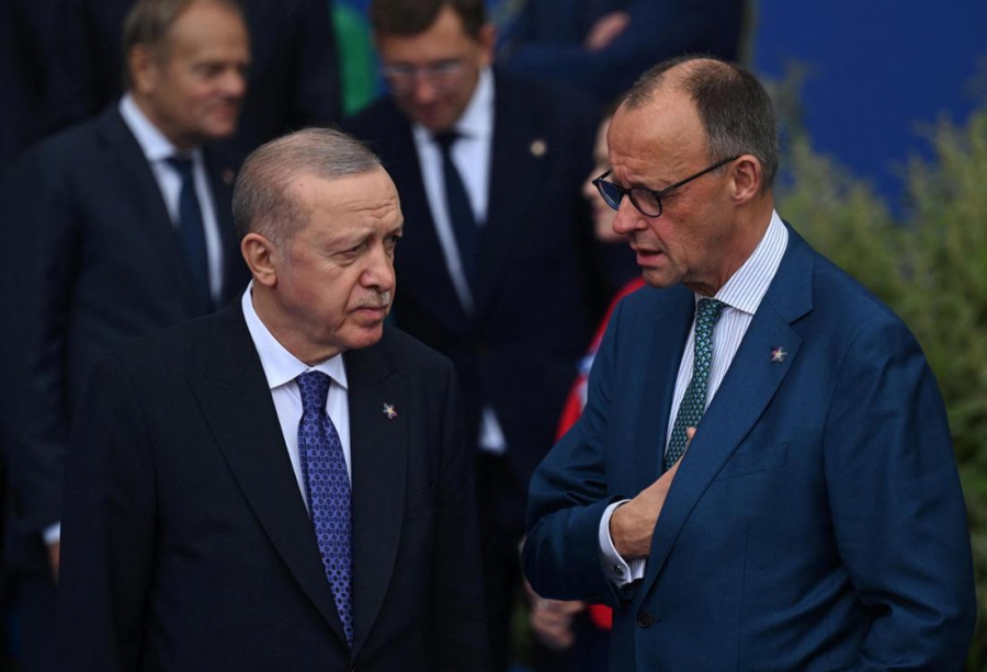 Σε τρεις άξονες η συζήτηση Merz - Erdogan σήμερα στην Άγκυρα - Μεταναστευτικό, Eurofighter και SAFE