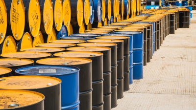 Η Σαουδική Αραβία πιέζει την αγορά πετρελαίου καθώς η κατανάλωση αυξάνεται