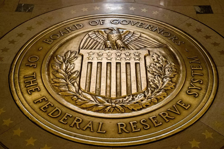 Fed: Σύσφιξη μέχρι να τιθασευτεί ο πληθωρισμός στις ΗΠΑ - Aύξηση επιτοκίων 75 μ.β. τον Ιούλιο, στο 2,25%