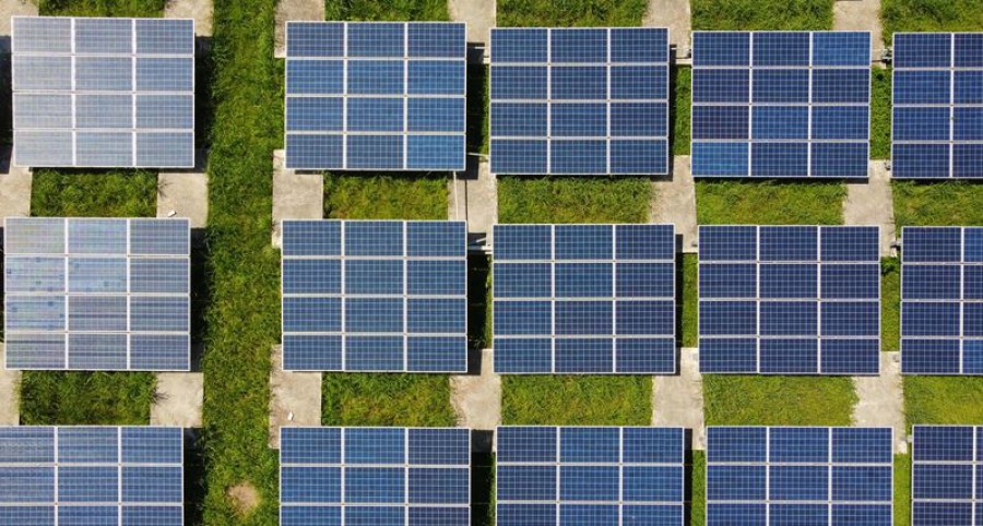 Οι επτά τάσεις που «υπόσχονται» εκρηκτική ανάπτυξη των ΑΠΕ μετά την πανδημία του COVID-19