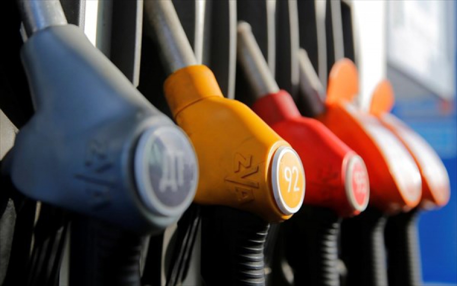 IOBE: Πώς κινήθηκε η αγορά των πετρελαιοειδών το 2019 - Το παράδοξο με τα πρατήρια