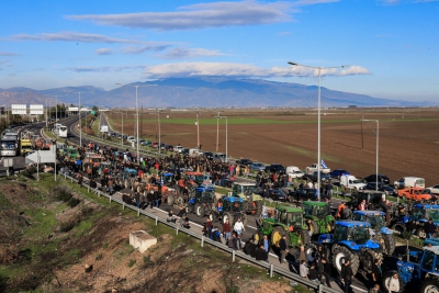 Για δεύτερη μέρα στα μπλόκα οι αγρότες - Τα αιτήματά τους και οι δηλώσεις Μαρινάκη