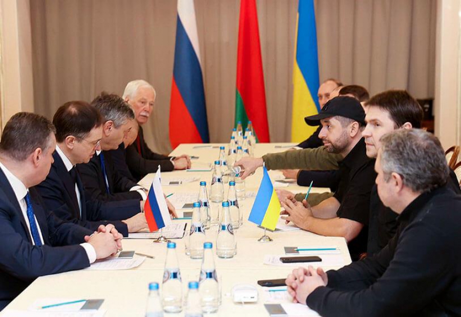 Αξιοσημείωτη πρόοδος στις διαπραγματεύσεις για κατάπαυση του πυρός, πιθανή μία συμφωνία στην Ουκρανία