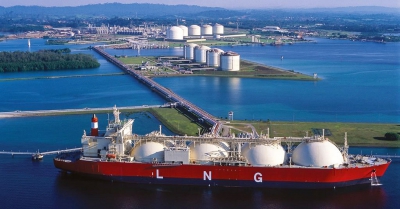 Montel: Παγκόσμια υπερπροσφορά LNG και πλωτή αποθήκευση πιέζουν τις τιμές φυσικού αερίου